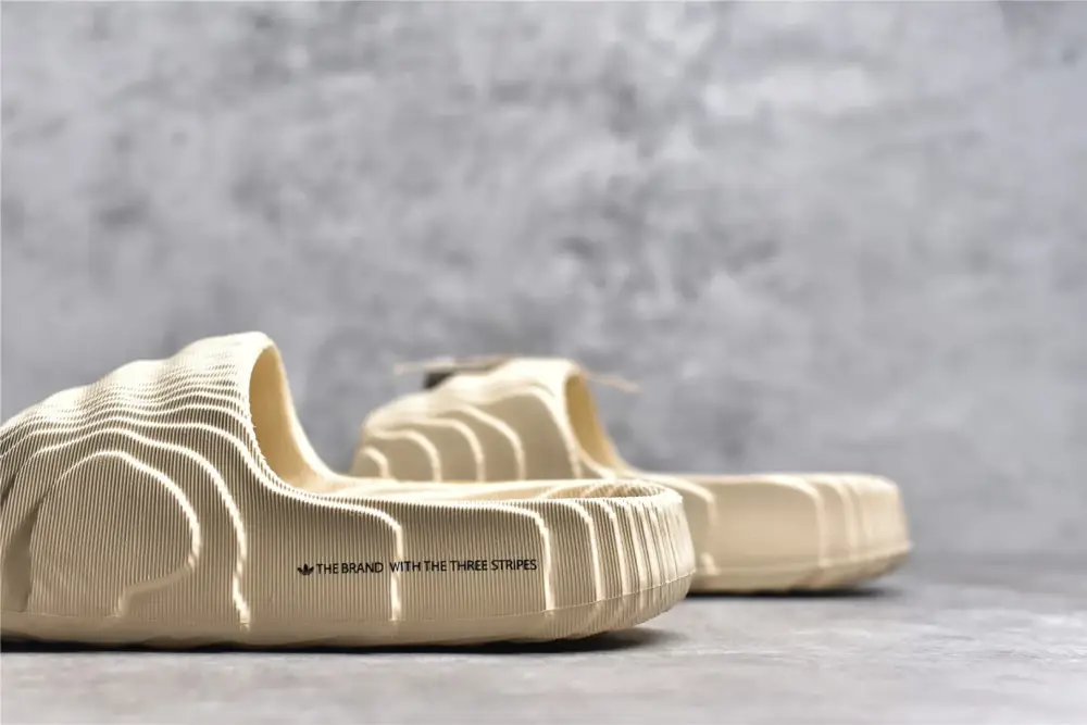 AD Originals Adilette 22 Beige Slides Sneakers SmoothTexture 470 