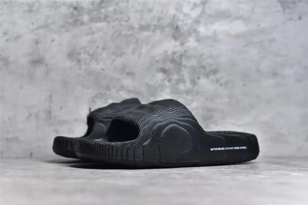 AD Originals Adilette 22 Black Slides Sneakers Contemporary 469  DEC203