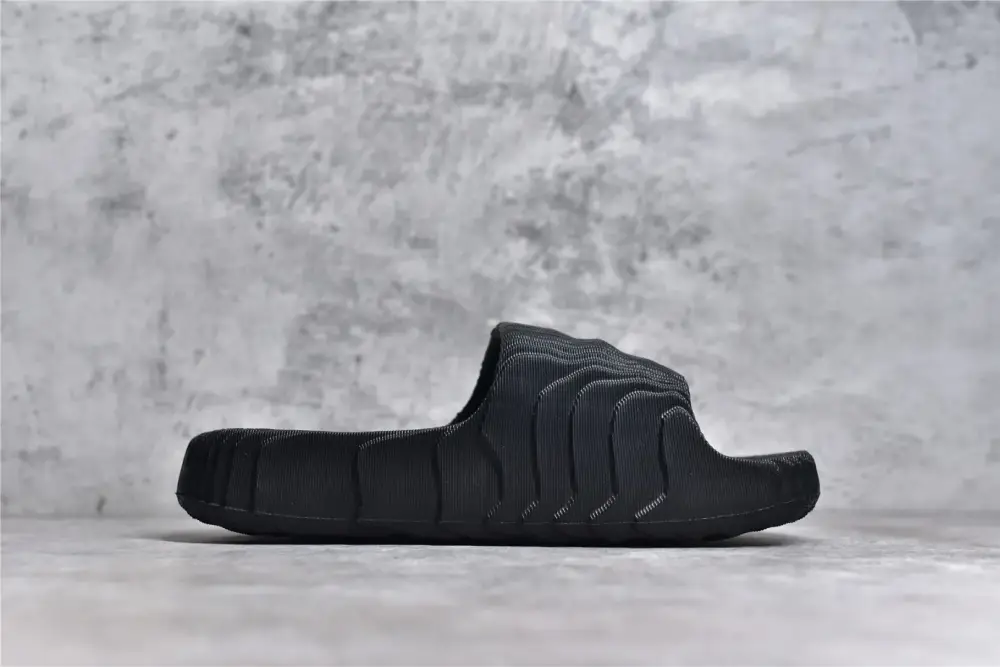 AD Originals Adilette 22 Black Slides Sneakers Contemporary 469  DEC203