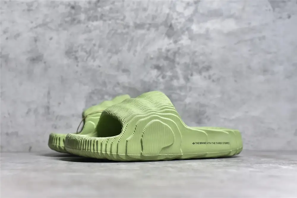 AD Originals Adilette 22 Green Slides Seasonal 471  DCF543
