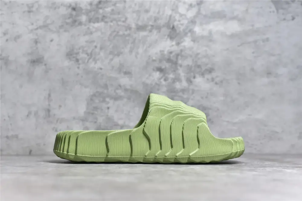 AD Originals Adilette 22 Green Slides Seasonal 471  DCF543