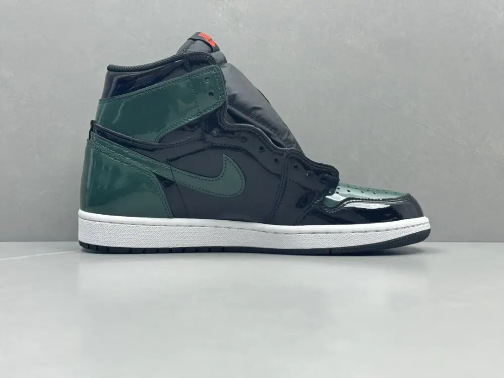 Versatile AJ1 270 High-Top Sneakers – Black Green Orange – Top Quality Best Sneakers 1284 