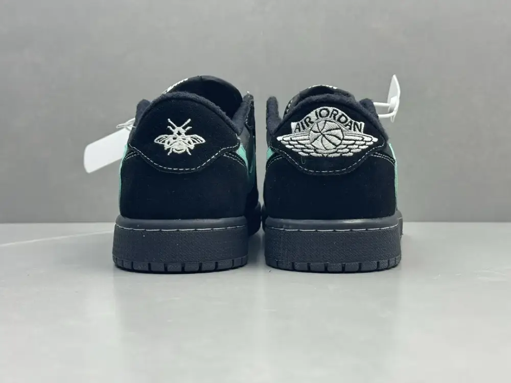 AJ1 Low Tiffany x Travis Scott Black Mint Green – Top Quality Best Sneakers – Sizes 36-47 (Including Half Sizes Elegant 1250 