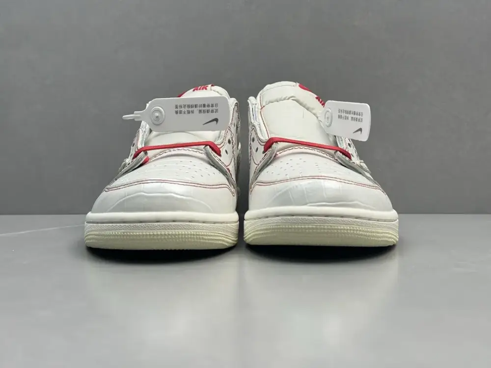 AJ1 Low x Bugs Bunny White Red Collaboration Sneakers – Top Best Sneakers – Sizes 36- Thermal 1245 