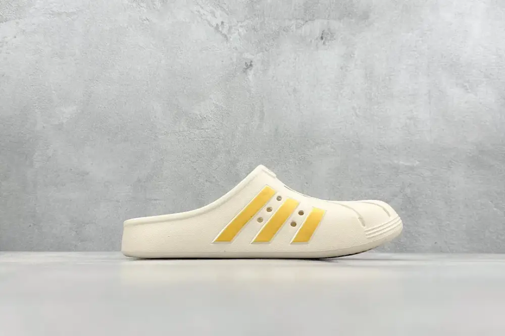 Fashionable Adidas Adilette Clogs Beige Blokecore Style – 460  DECD329
