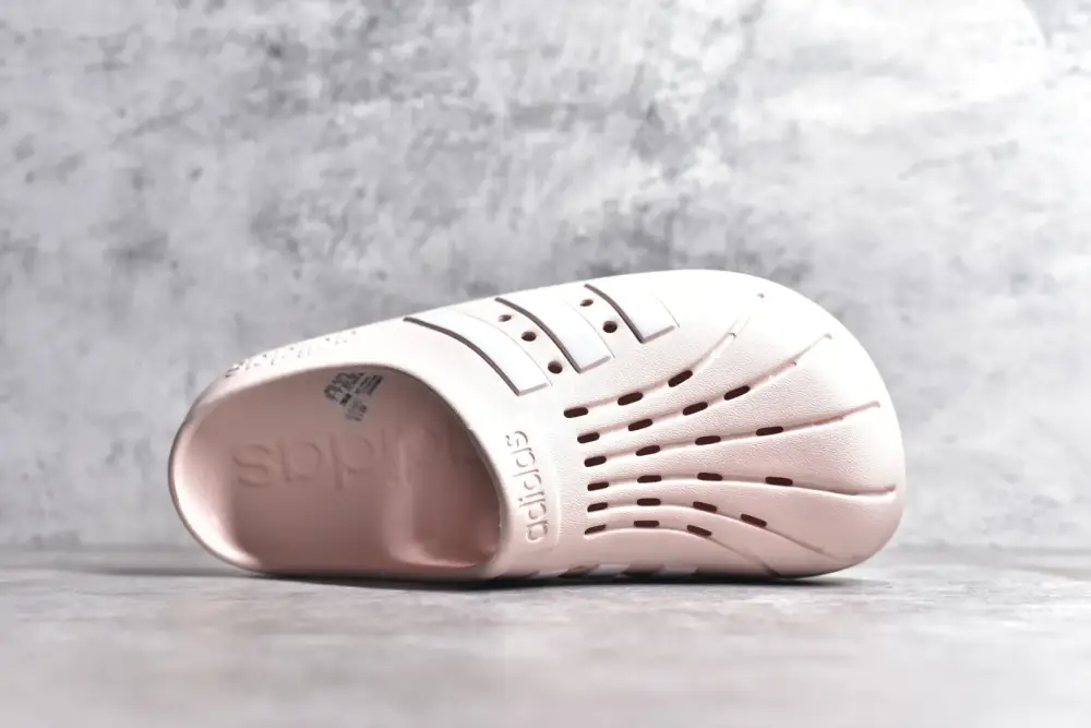 Chic Adidas Adilette Clogs Pink Blokecore Style – 462 