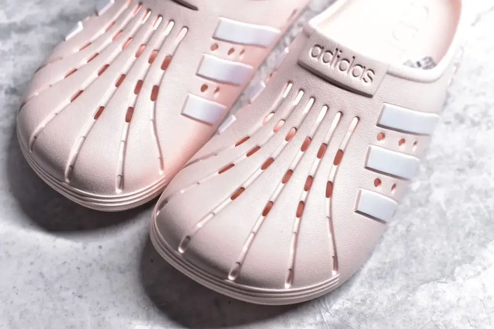 Chic Adidas Adilette Clogs Pink Blokecore Style – 462 