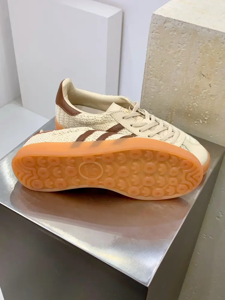 Adidas Originals Gazelle Indoor Beige Flexible 509  EFA278