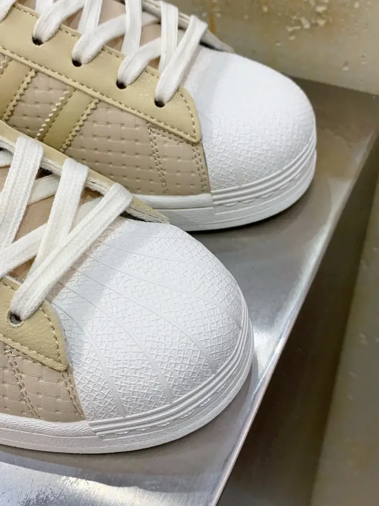 Durable Adidas Originals Superstar 2 Beige Sneakers – 538 