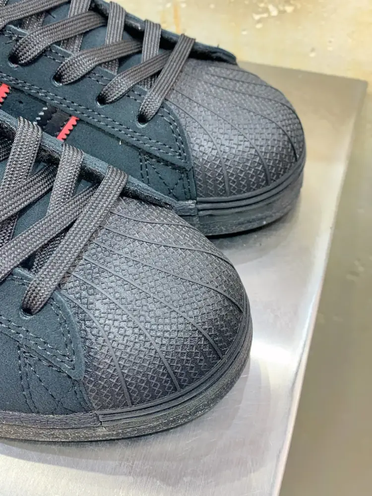 Adidas Originals Superstar Black Low Top UrbanStyle 546 