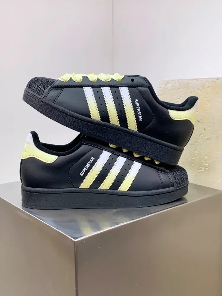 SunProtective Adidas Originals Superstar Core Black Yellow – 560 
