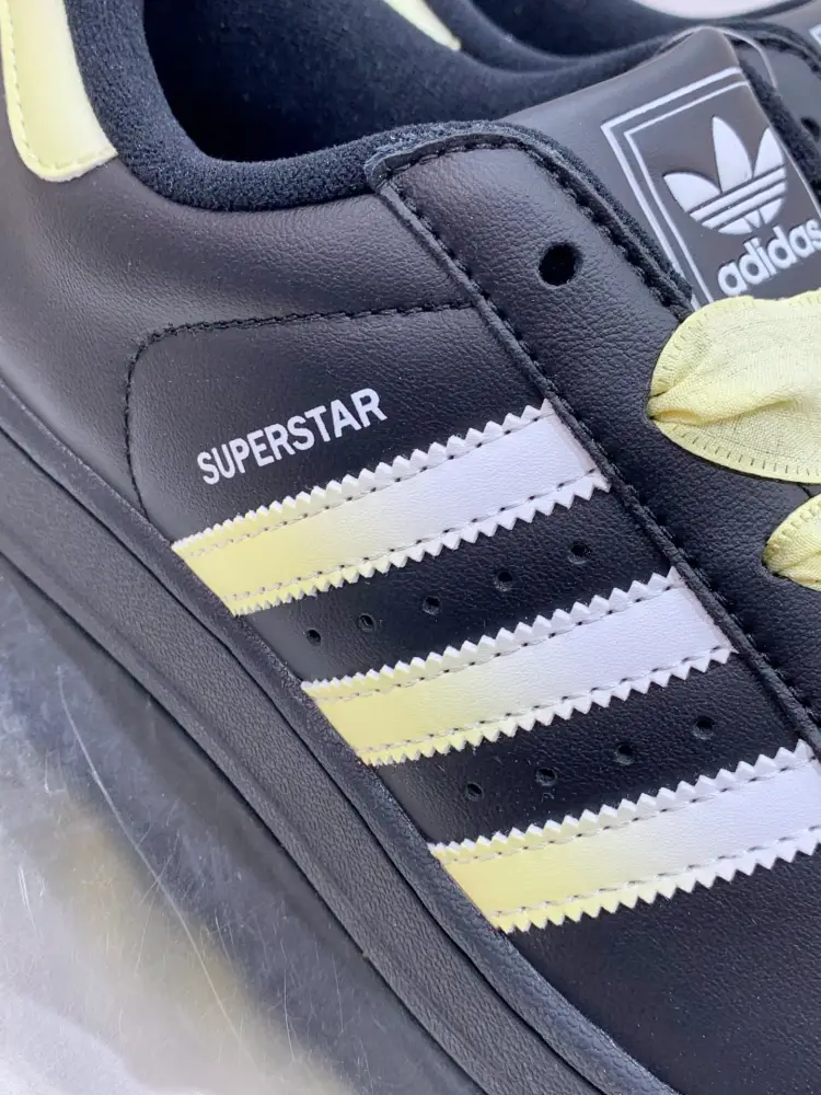 SunProtective Adidas Originals Superstar Core Black Yellow – 560 