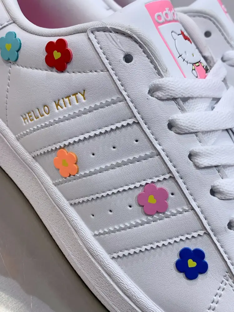 Adidas Originals Superstar Hello Kitty White Elegant 530 