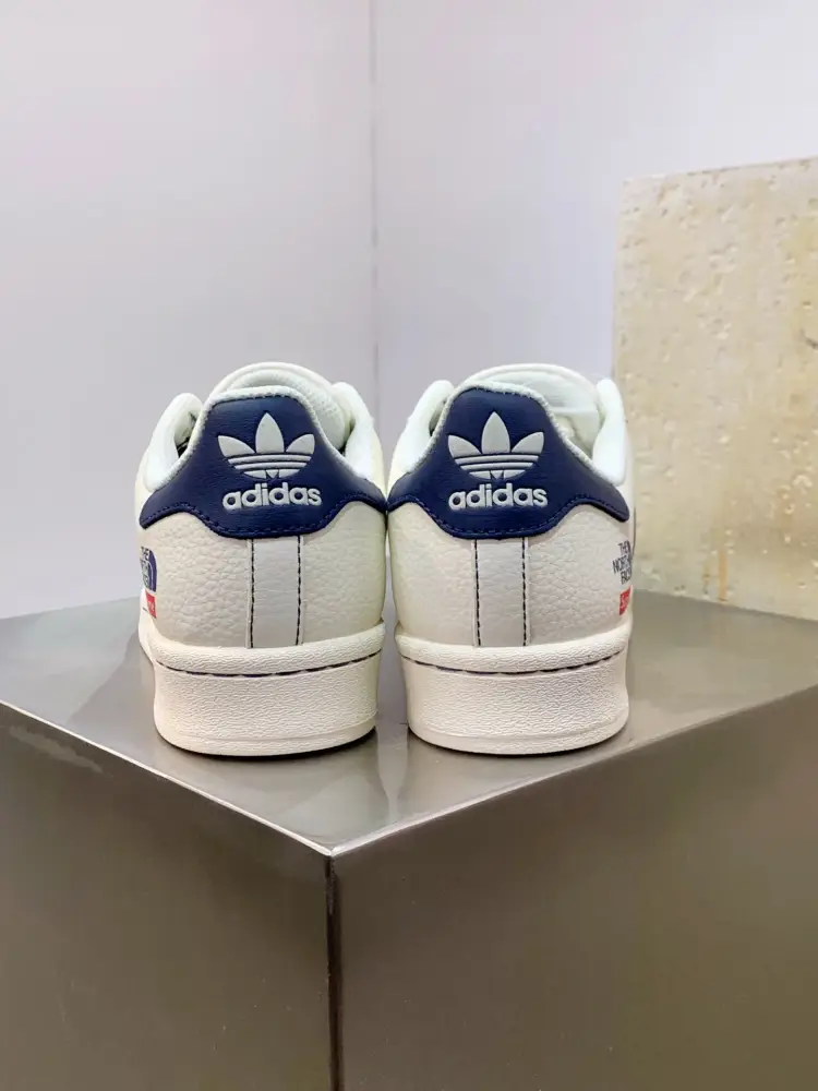 EasyCare Adidas Originals Superstar White Red Blue 535 