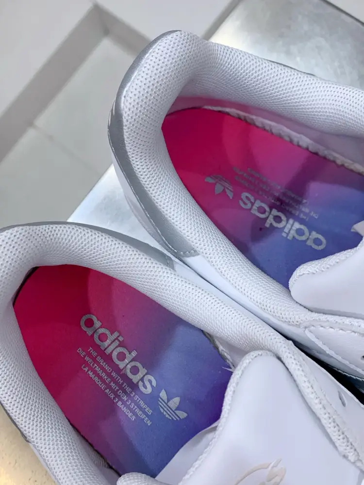 Adidas Originals Superstar White Silver Low Top – Adidas Trendsetting 526 