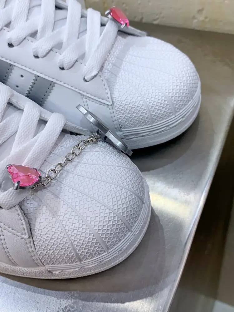 Adidas Originals Superstar White Silver Low Top – Adidas Trendsetting 526 