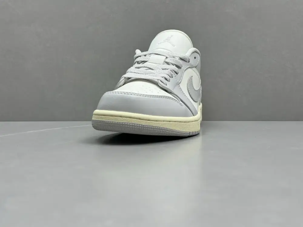 Air Jordan 1 Low 'Grey White' – Authentic Version with Nike Style, Sizes 36-46 Including Half Sizes Functional 1229  AEE550