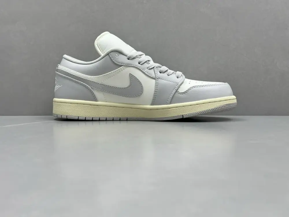 Air Jordan 1 Low 'Grey White' – Authentic Version with Nike Style, Sizes 36-46 Including Half Sizes Functional 1229  AEE550