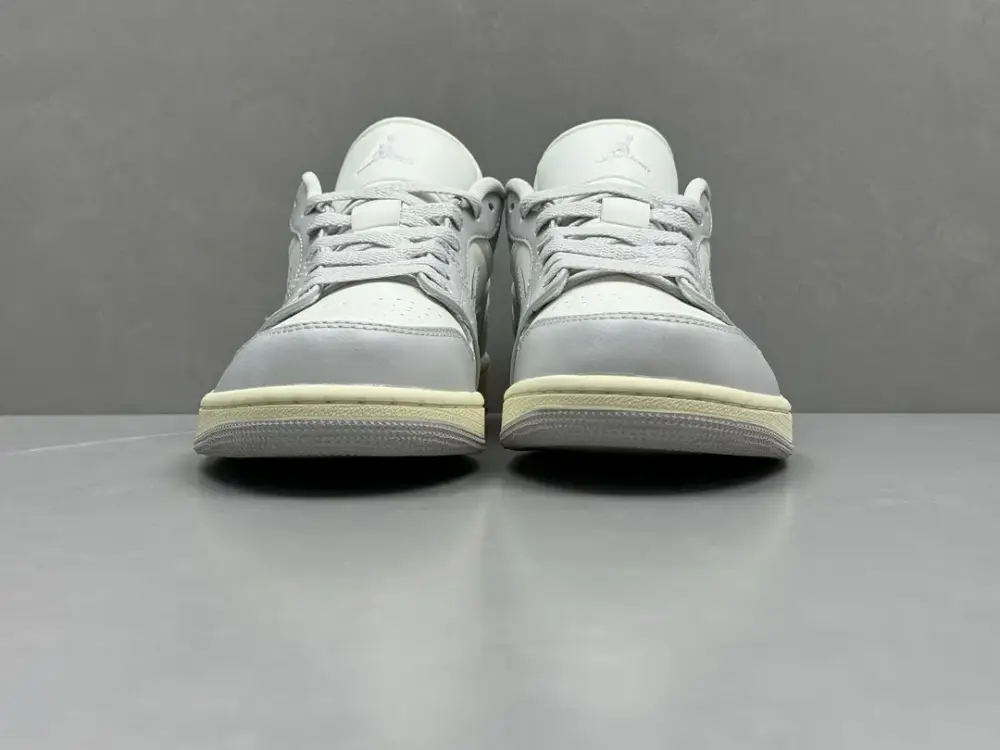 Air Jordan 1 Low 'Grey White' – Authentic Version with Nike Style, Sizes 36-46 Including Half Sizes Functional 1229 