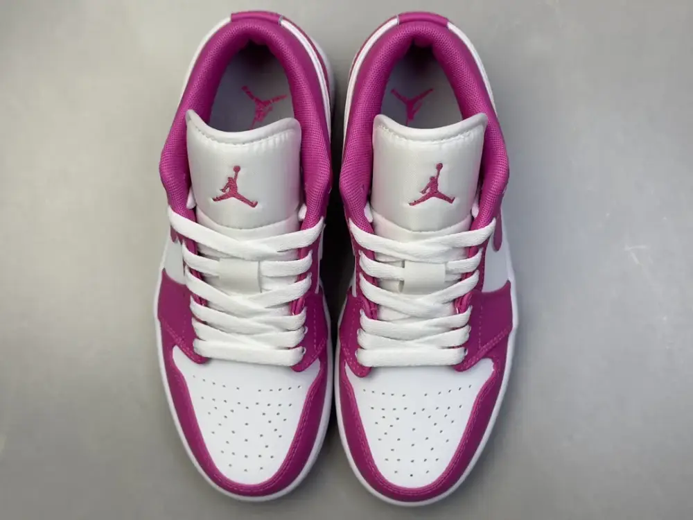 ChunYuan 210 AJ1 Low-Top Sneakers, Apple Red, Authentic Version, Best Sneakers, Nike , Size 36-40 (Including Half Sizes Functional 1272 