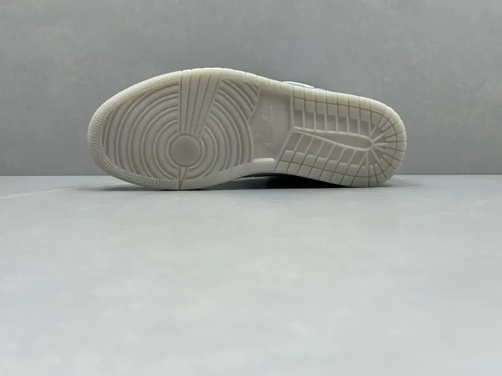 WrinkleFree ChunYuan 230 AJ1 Zhongbang Pure Version – Washed Blue, Top , Nike Basketball , Sizes 36-46 (Including Half Sizes 1300 