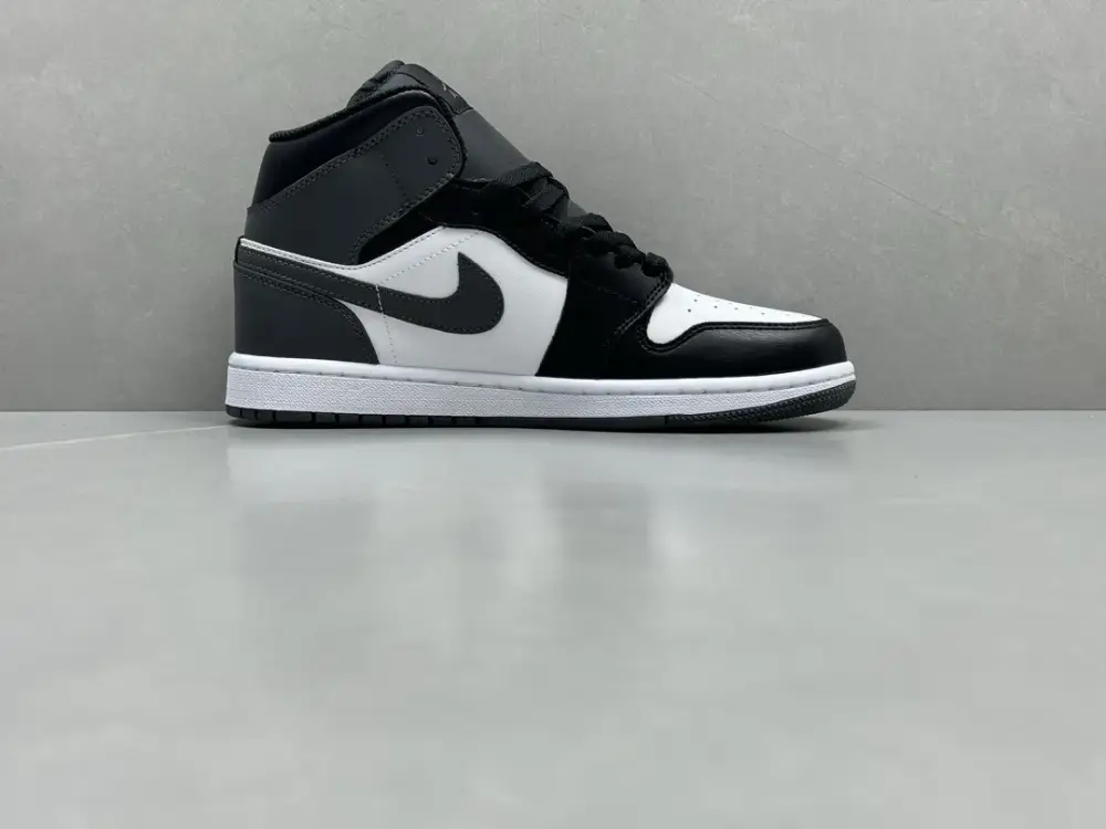 Cozy ChunYuan 230 AJ1 Zhongbang Pure Version Black Grey Mid-Top Sneakers, Top and Best Sneakers in Sizes 36-46 (Including Half Sizes 1307 