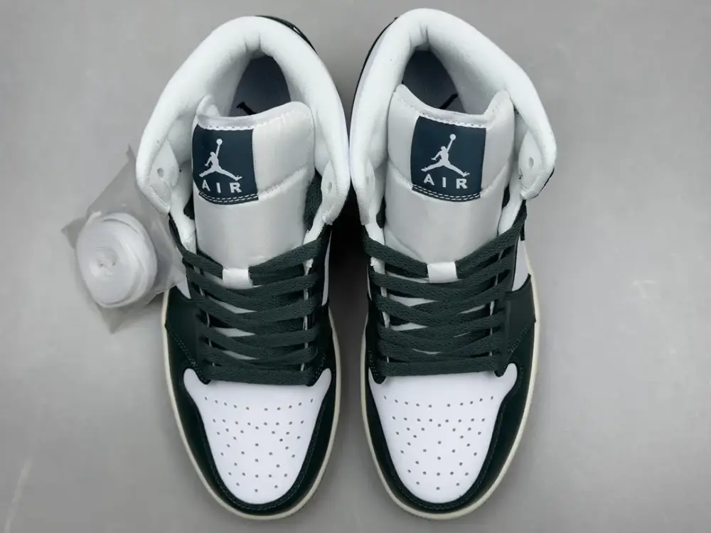 Colorful ChunYuan 230 AJ1 Zhongbang Pure Version Green White Basketball , Top , Best Sneakers, Size 36-46 (Including Half Sizes 1290 