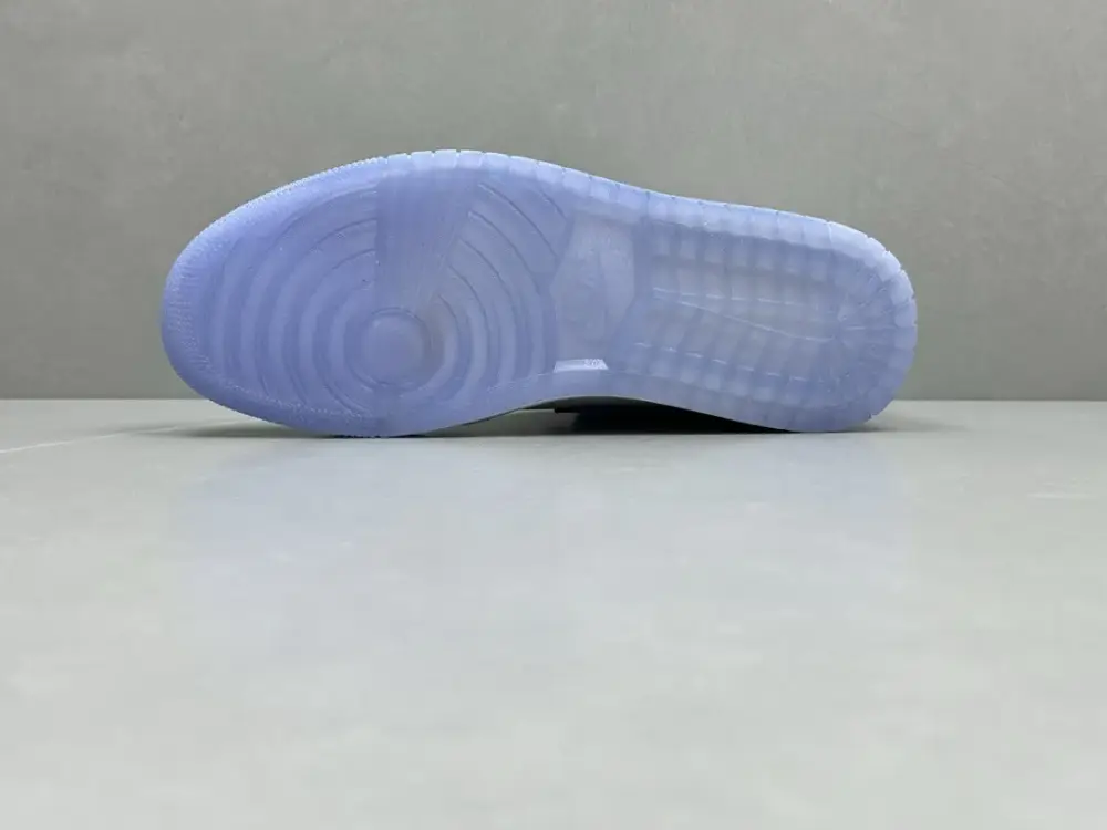RelaxedFit ChunYuan 230 AJ1 Zhongbang Pure Version Ice Blue High-Top Sneakers – Best Sneakers & Nike – Size 36-46 (Including Half Sizes 1318 