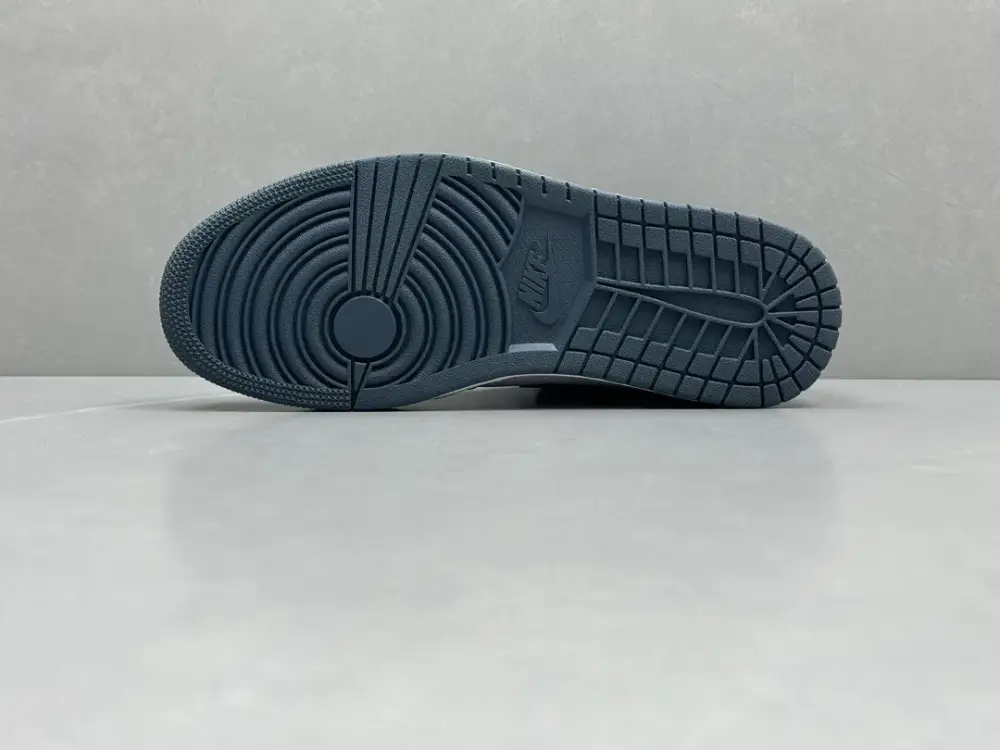 Colorful ChunYuan 230 AJ1 Zhongbang Pure Version Obsidian Black White High-Top Sneakers, Best Sneakers in Sizes 36-46 (Including Half Sizes) with Top-Quality 1321 