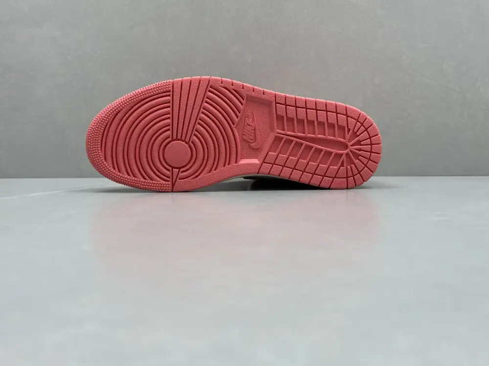 Breathable ChunYuan 230 AJ1 Zhongbang Pure Version Pink Basketball , Top , Best Sneakers, Size 36-46 (Including Half Sizes 1308 