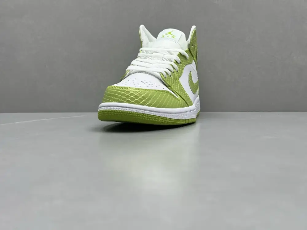 ChunYuan 230 AJ1 Zhongbang Pure Version Snakeskin White Green High-Top , Best Sneakers for Sale, Size 36-46 (Including Half Sizes EasyCare 1295  BBF333