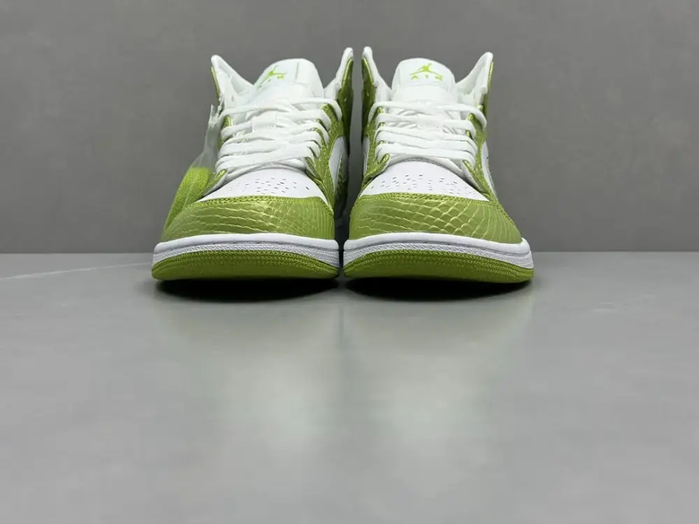 ChunYuan 230 AJ1 Zhongbang Pure Version Snakeskin White Green High-Top , Best Sneakers for Sale, Size 36-46 (Including Half Sizes EasyCare 1295 