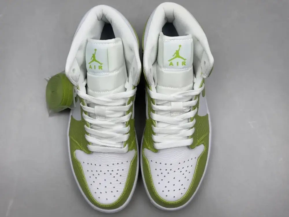 ChunYuan 230 AJ1 Zhongbang Pure Version Snakeskin White Green High-Top , Best Sneakers for Sale, Size 36-46 (Including Half Sizes EasyCare 1295 
