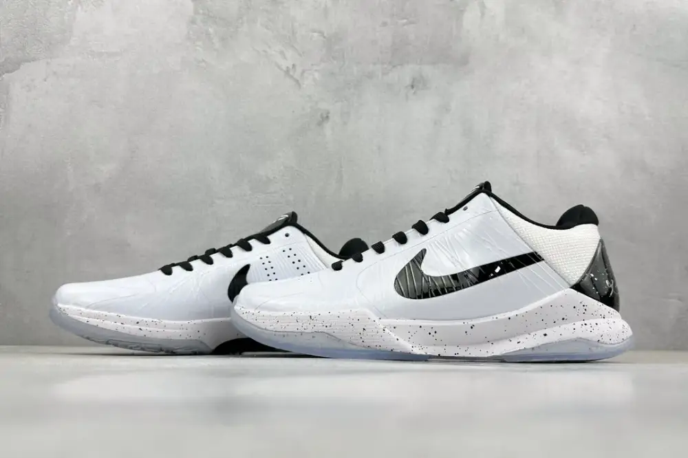 NK Zoom Kobe 5 Protro – White Black – High-Quality with Design SmartChoice 1467 