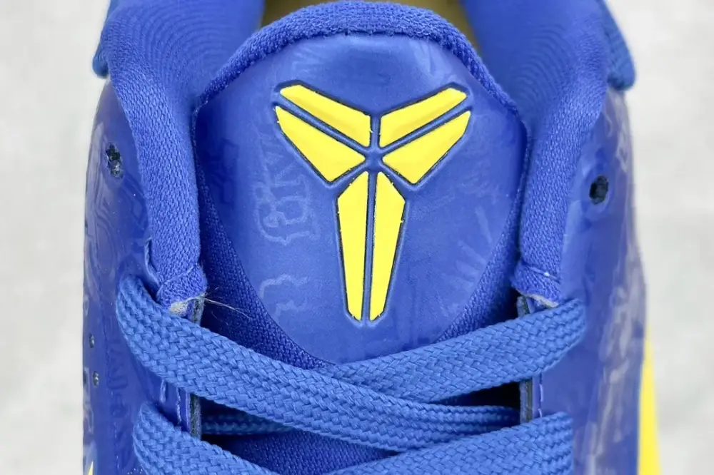NK Zoom Kobe 5 Protro 'Chaos' – Blue Yellow Basketball for Men, Size 36 – Nike Sneakers UrbanChic 1459 