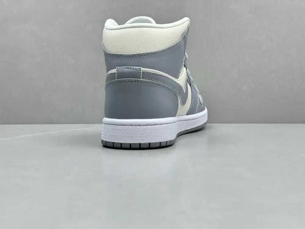 Fashionable Nike AJ1 Mid Grey White Basketball – Nike Sneakers – Sizes 36-46 (Including Half Sizes 1228 