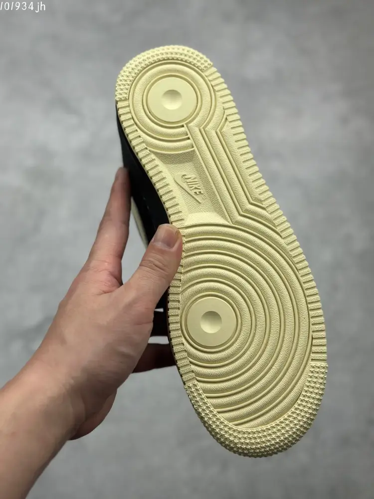 Nike Air Force 1 '07 Low Black Gold Sneakers – Top Best Sneakers – DH5696- GoodFit 1024 