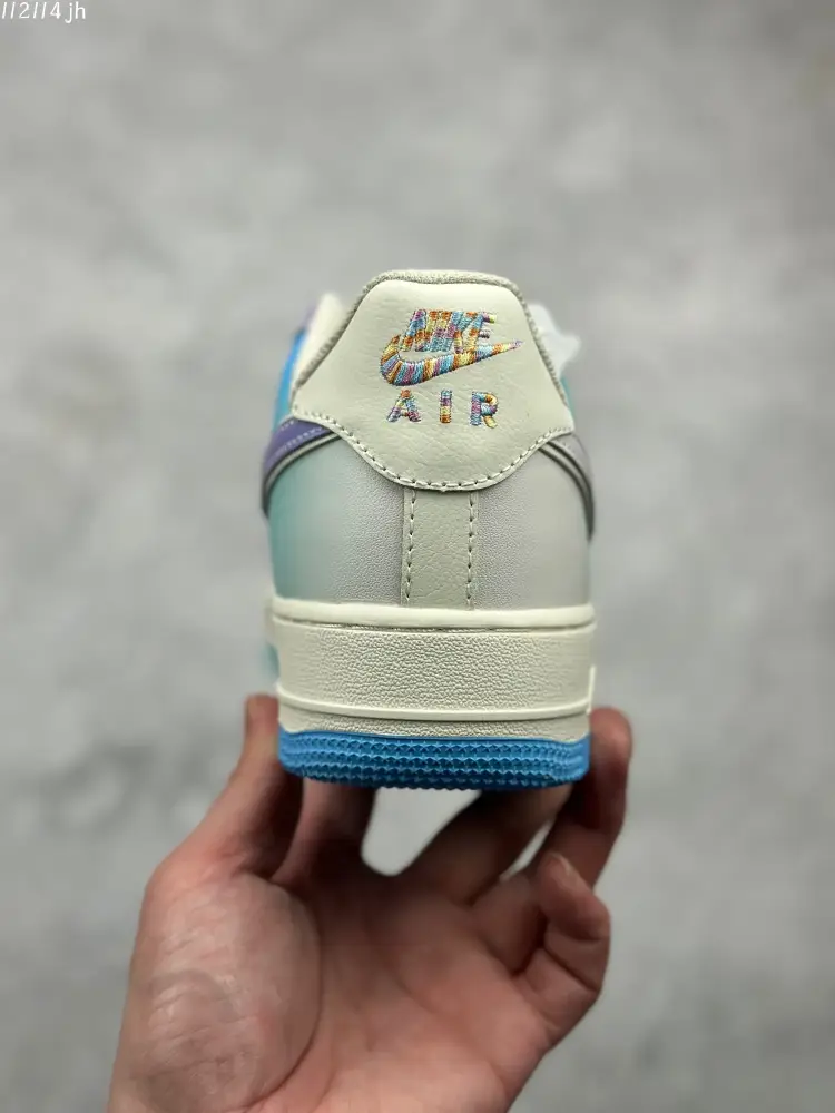 SmartChoice Nike Air Force 1 '07 Low 
