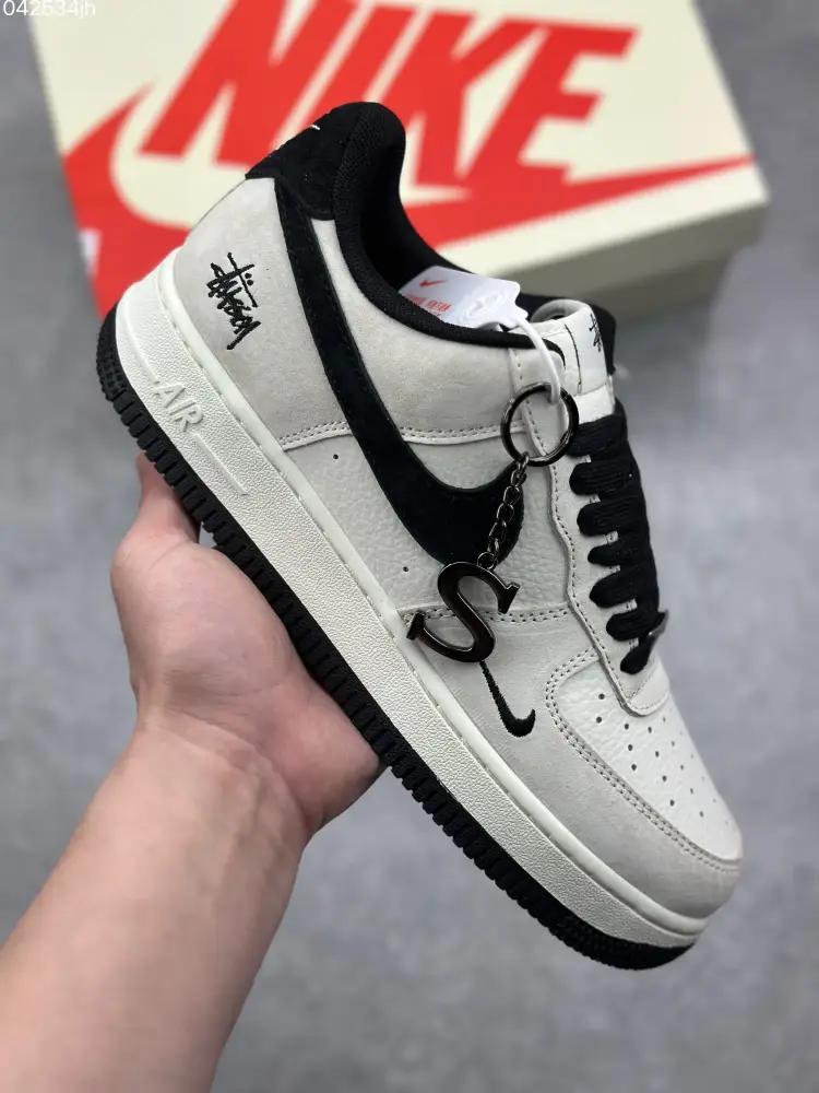 MoistureWicking Nike Air Force 1 '07 Low x Stussy – Light Grey Black 'Pig Suede' – Limited Edition Best Sneakers 1000 