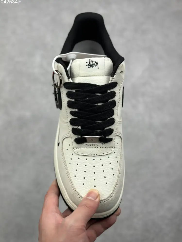 MoistureWicking Nike Air Force 1 '07 Low x Stussy – Light Grey Black 'Pig Suede' – Limited Edition Best Sneakers 1000 