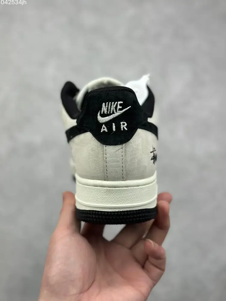 MoistureWicking Nike Air Force 1 '07 Low x Stussy – Light Grey Black 'Pig Suede' – Limited Edition Best Sneakers 1000 