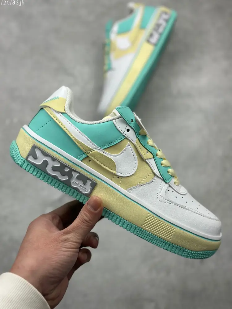 ZipUp Nike Air Force 1 Fontanka 