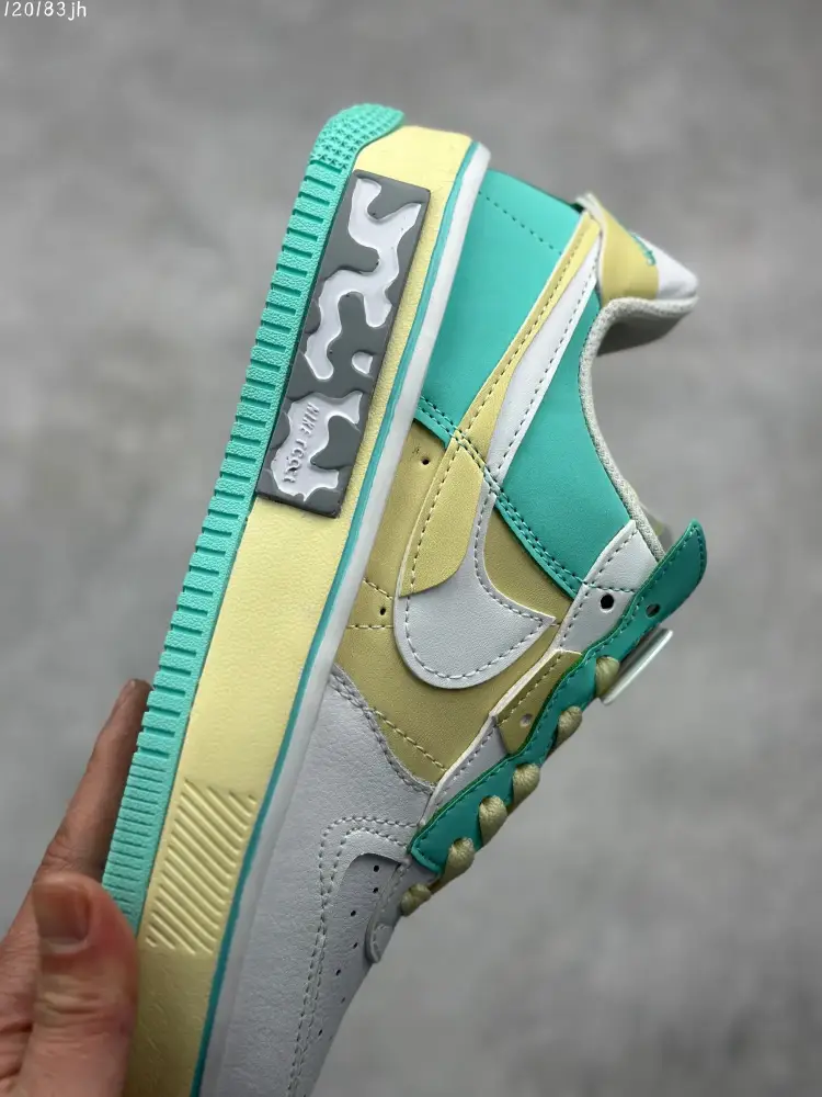 ZipUp Nike Air Force 1 Fontanka 