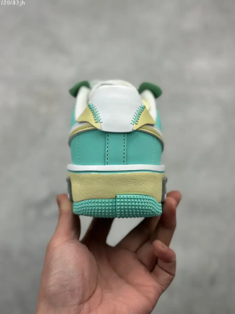 ZipUp Nike Air Force 1 Fontanka 