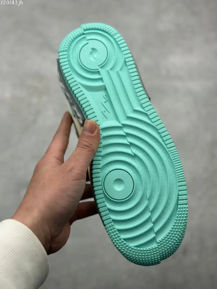ZipUp Nike Air Force 1 Fontanka 