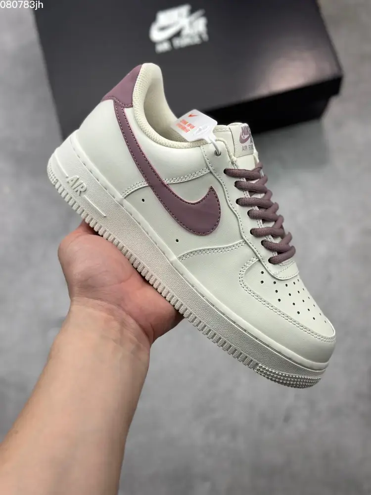 Nike Air Force 1 Low '07 