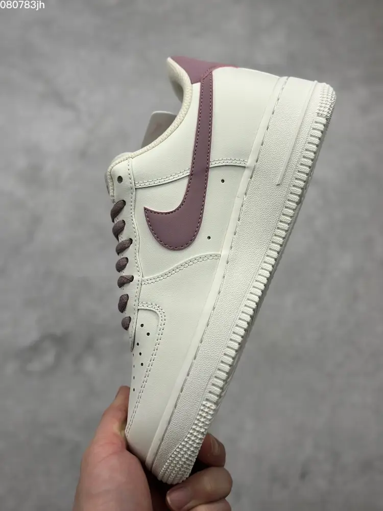 Nike Air Force 1 Low '07 