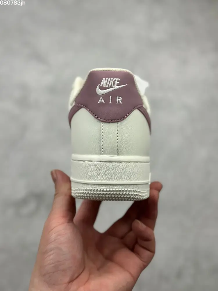 Nike Air Force 1 Low '07 
