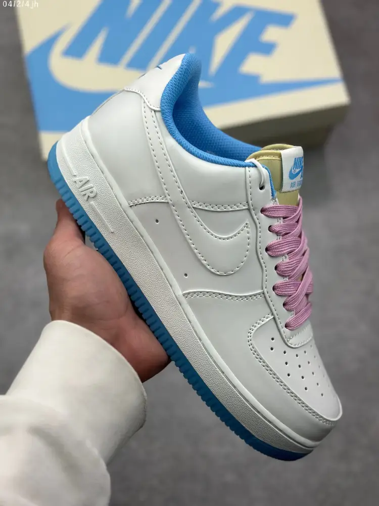 DailyWear Nike Air Force 1 Low '07 