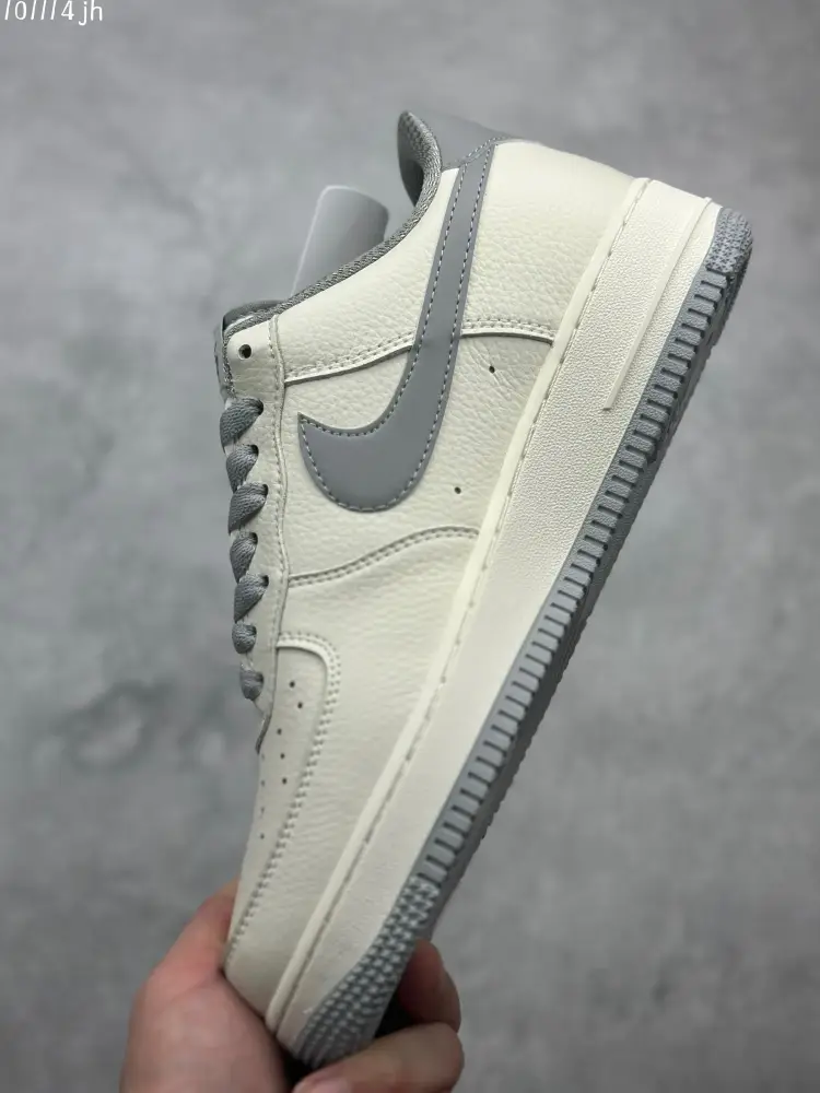 Efficient Nike Air Force 1 Low '07 